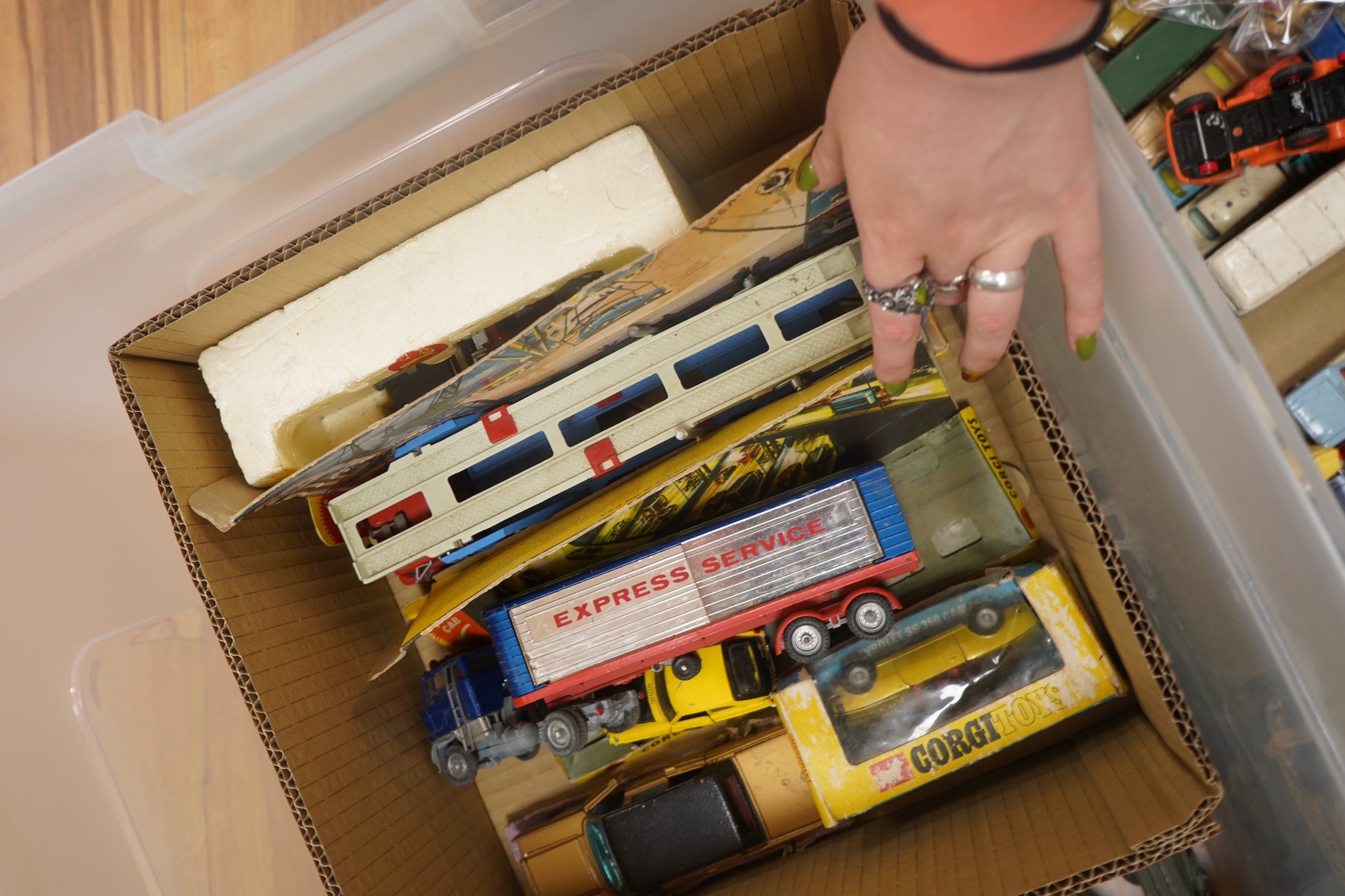 A collection of diecast vehicles by Dinky Toys, Corgi Toys, Husky, Matchbox Series, etc. including a good selection of French Dinky Toys military vehicles, original Chipperfields Circus vehicles, cars, commercial vehicle
